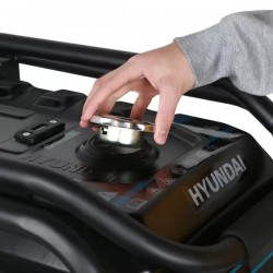 Бензиновий генератор HYUNDAI HHY 7050FE ATS