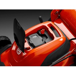 Акумуляторна газонокосарка Husqvarna LC 141Li