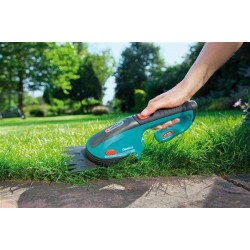 Комплект акумуляторних ножиців для трави Gardena ComfortCut 8см